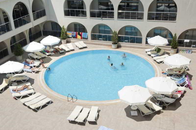 Diamond Beach Hotel & Spa Side Exterior photo
