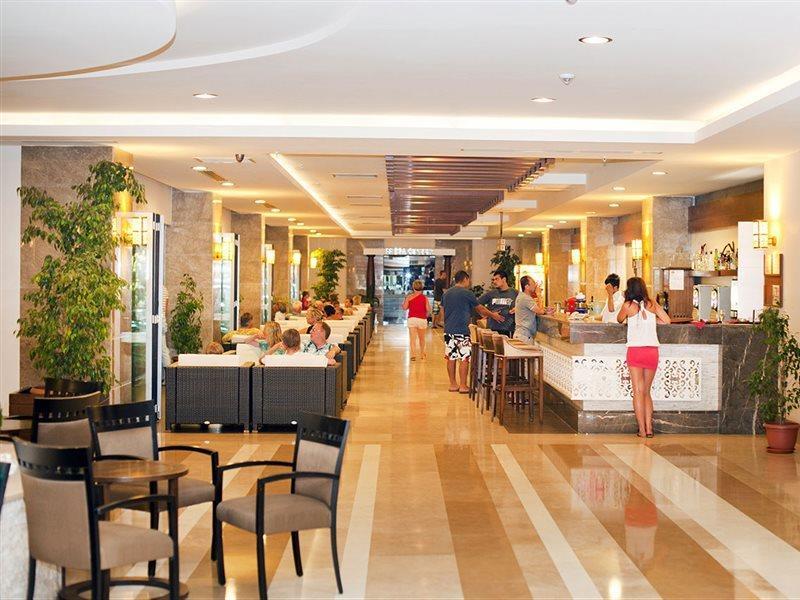 Diamond Beach Hotel & Spa Side Exterior photo