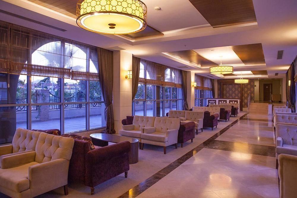 Diamond Beach Hotel & Spa Side Exterior photo