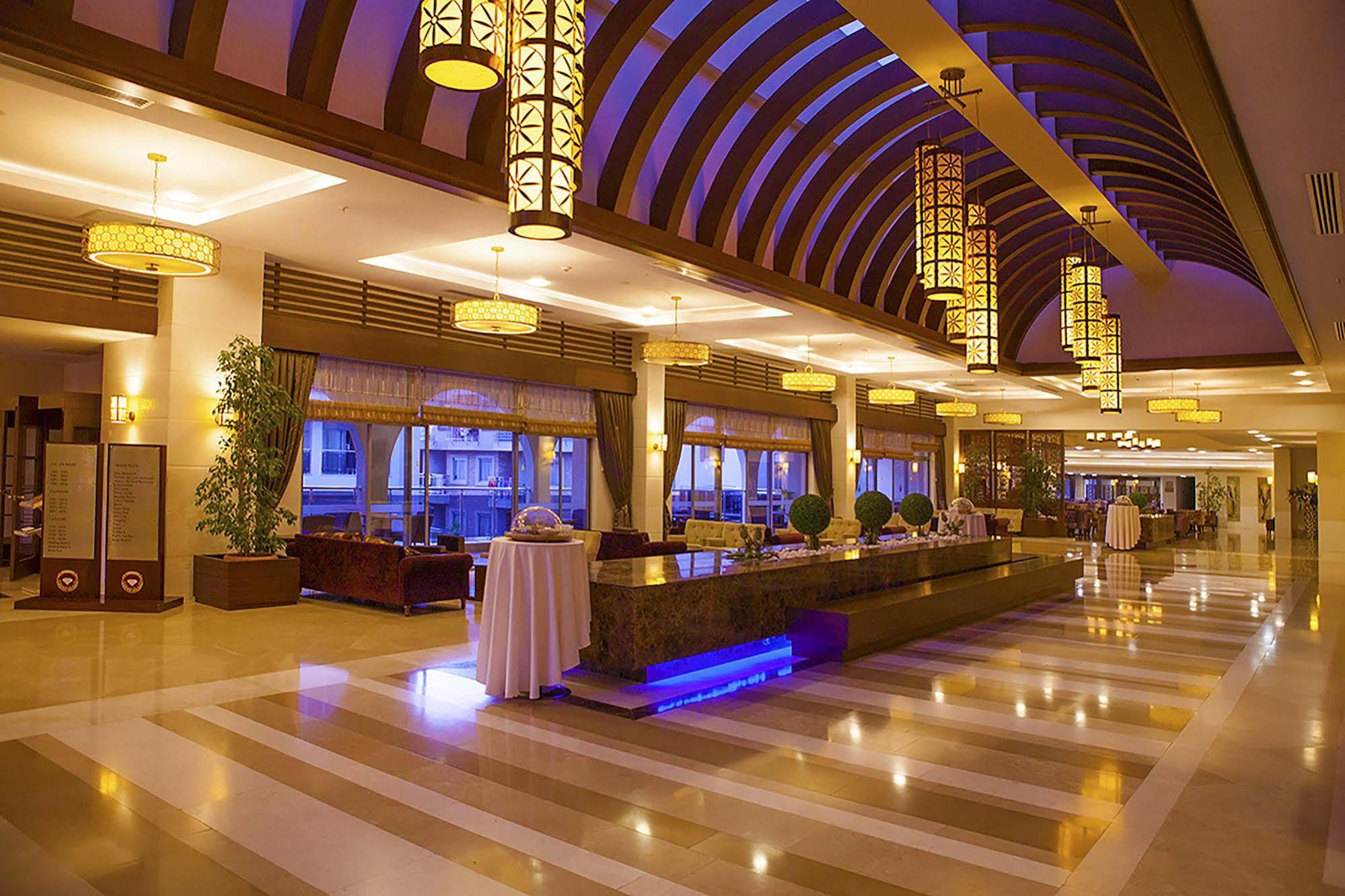 Diamond Beach Hotel & Spa Side Exterior photo